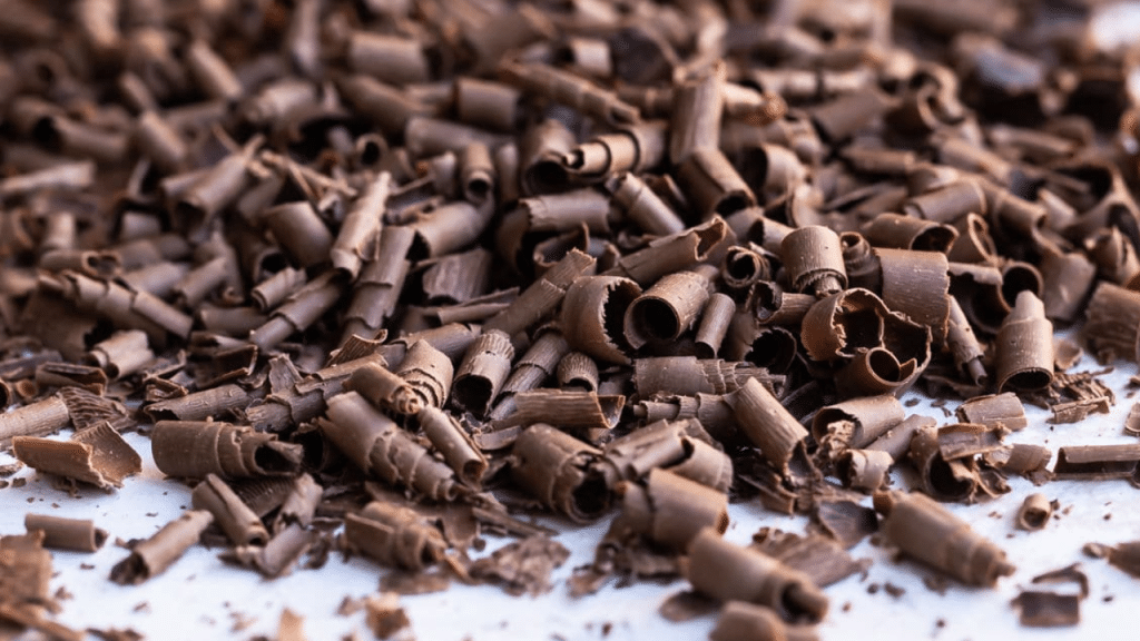 Dark chocolate shavings